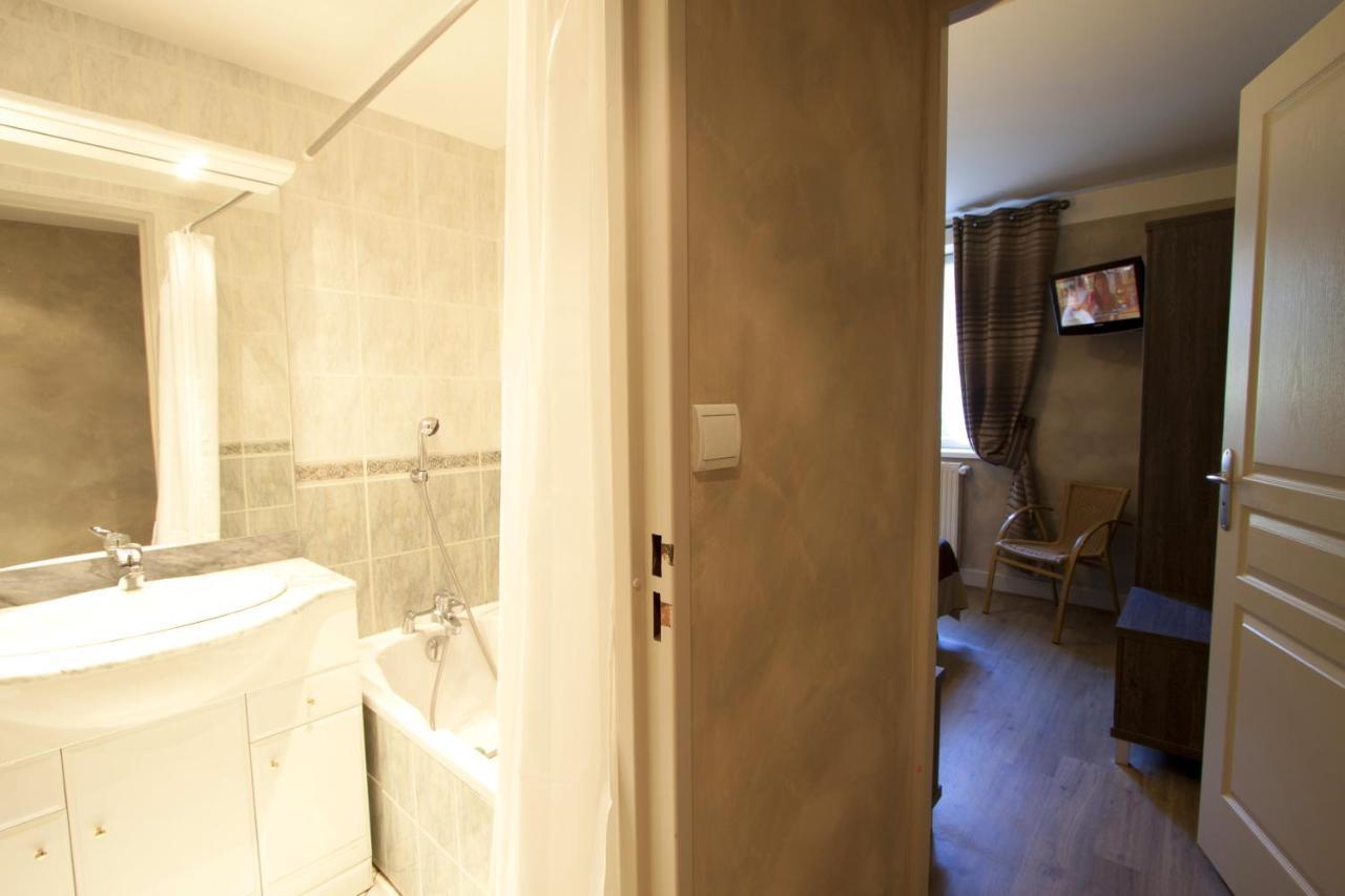 Logis La Residence Le Val-dʼAjol Eksteriør billede